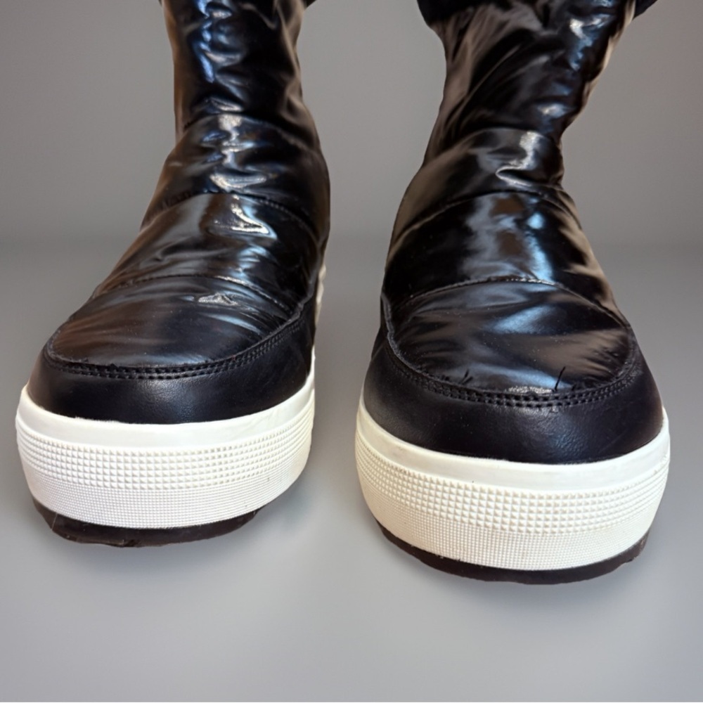 COUGAR black and white faux fur waterproof size 9 boots like new - Picture 6 of 12